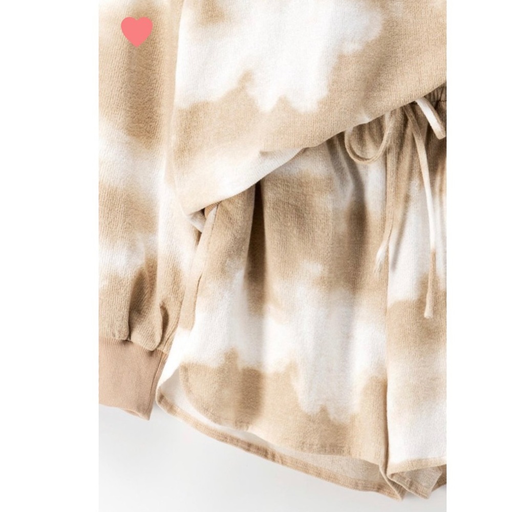 Tan tie dye loungewear set shorts and top - Picture 2 of 7